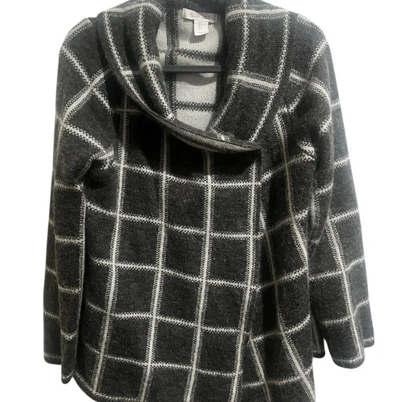 Ellen Tracy Gray and White Cowl Neck Sweater with Turtleneck - Picture 2 of 8